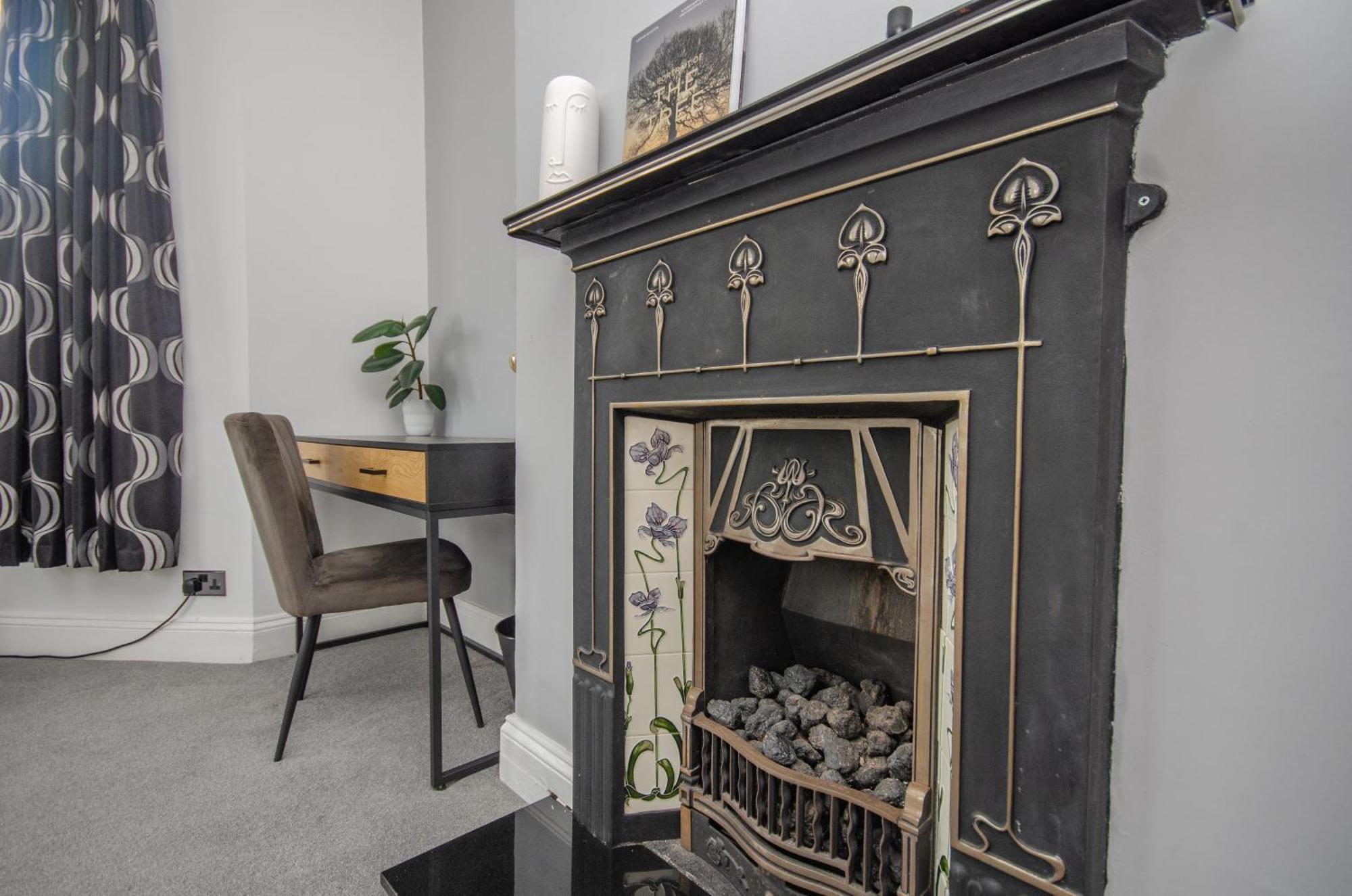 Stylish 91Sqm Victoria 2 Bedroom Apartment 브리스틀 외부 사진