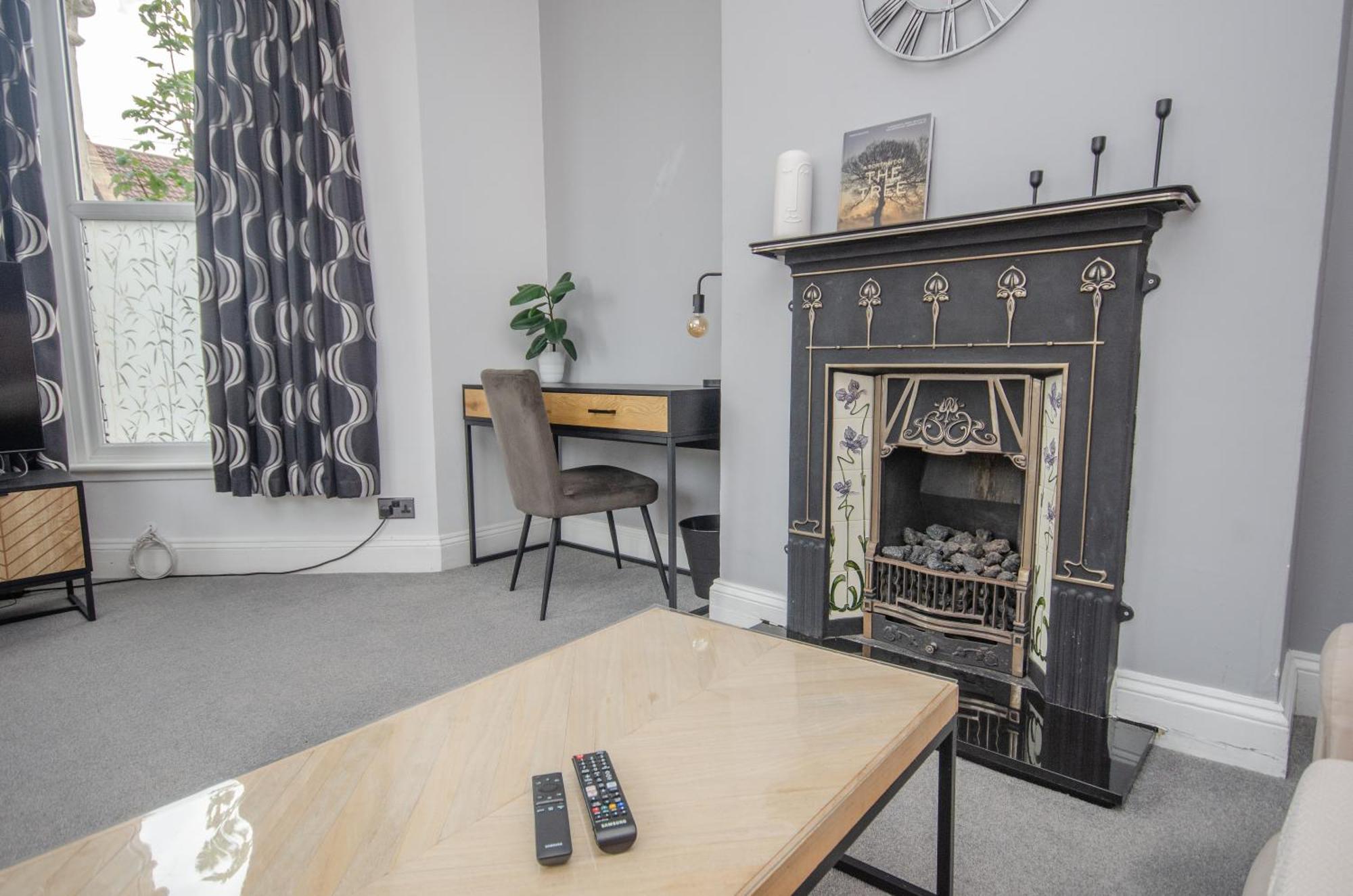 Stylish 91Sqm Victoria 2 Bedroom Apartment 브리스틀 외부 사진
